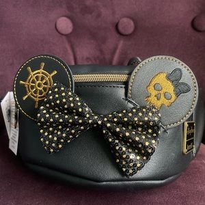 NWT Minnie Main Attraction Loungefly Hip Bag